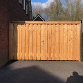 *Hang-& sluitwerk t.b.v. dubbele poort, nieuw stalen frame