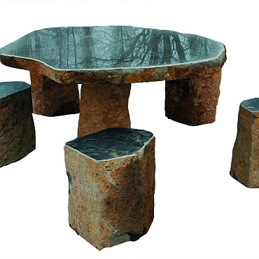 Flinstone Set (Set Ronde Tafel + 4 Hockers) Incl. 1 Tafelpoot ± 90x70cm hoog