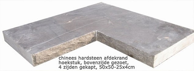 *Vijverrand hoekstuk Chinees Hardsteen Gekapt 2 zijde gekapt Antraciet 50x50/25x4cm