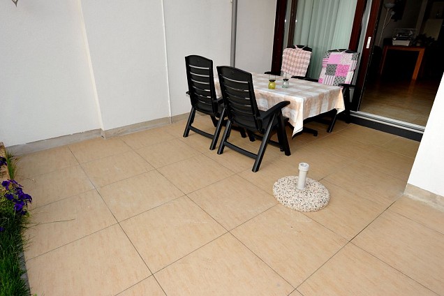 Restpartij 50 Keramische tegel Yellow Slate 60x60x2cm