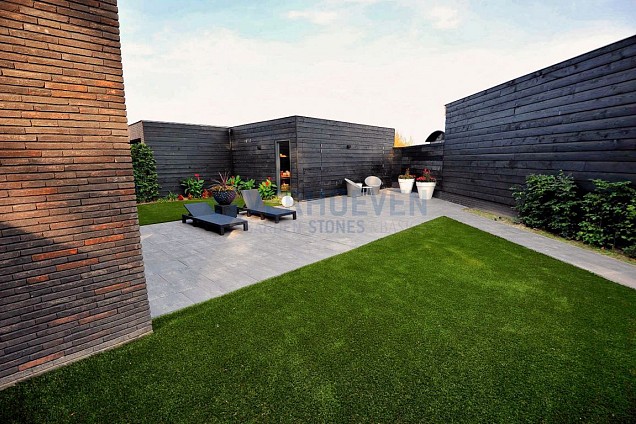 *Kunstgras Leeds Coupon 130x400cm