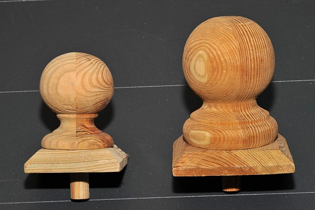 *Paalornament bol deluxe hout 80x80mm