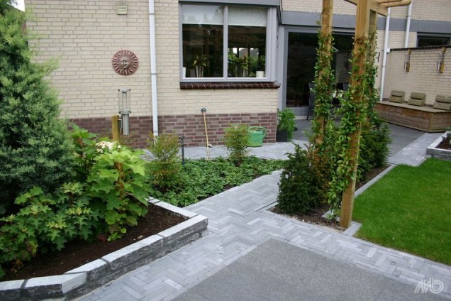 Natuursteen waalformaat Vietnamese hardsteen grof geschuurd 20x5x5cm