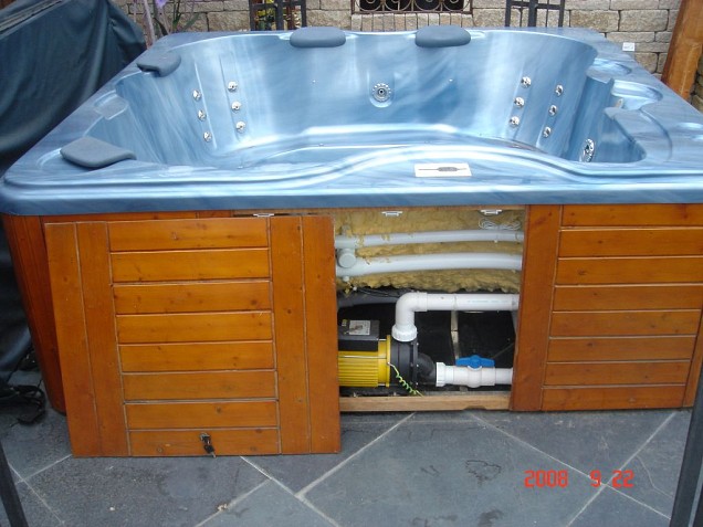 *Jacuzzi