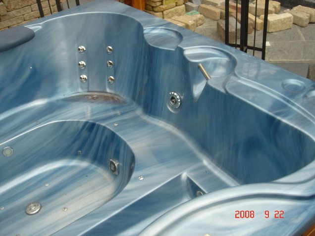 *Jacuzzi