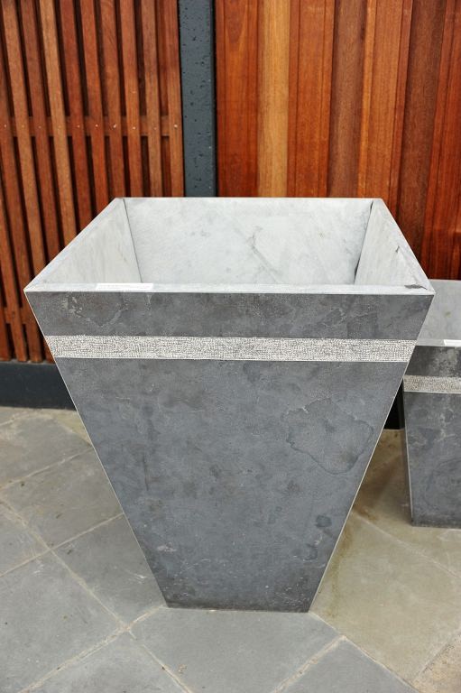 *Bloembak delen verstekgezaagd gezoet en gehamerd 75x75/38x38x100cm