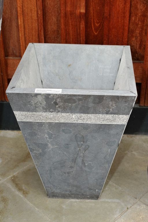 *Bloembak delen verstekgezaagd gezoet en gehamerd 50x50/25x25x70cm