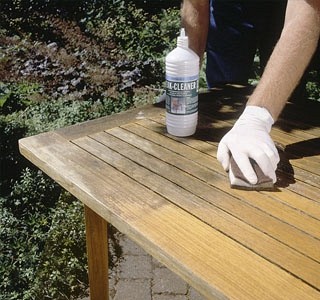 *Teak-cleaner 1 lt