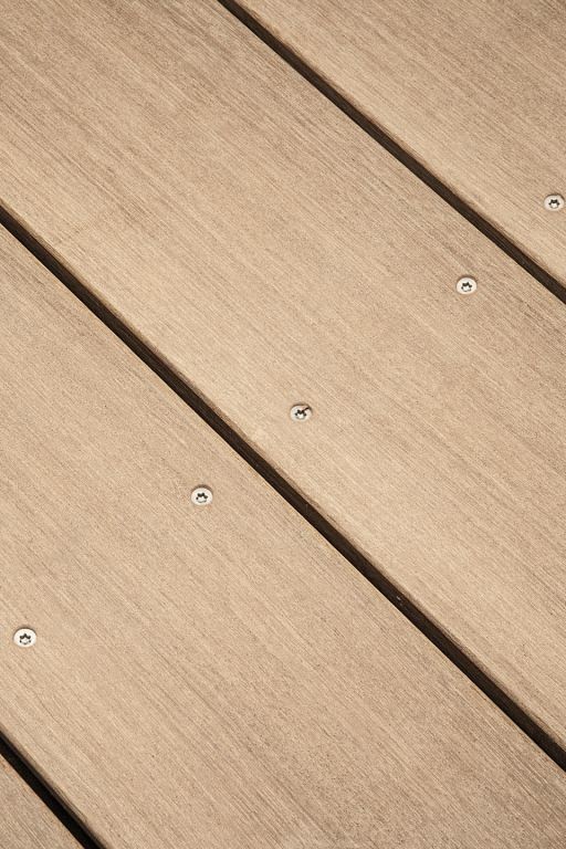 *Bangkirai vlonderderplank 1 zijde glad 27x190x3950mm