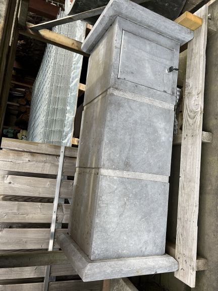 Hardsteen Brievenbus 40x40x100cm