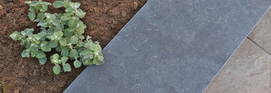 Natuursteen afdekelementen en vijverranden